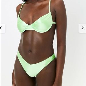 FRANKIE’S BIKINI SET